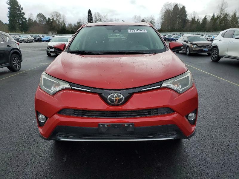 Photo 5 from auction – 2017 TOYOTA RAV4 XLE with VIN 2T3RFREV4HW631341