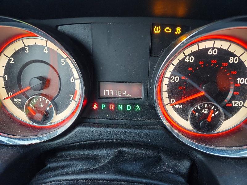 Photo 9 from auction – 2015 DODGE GRAND CARAVAN with VIN 2C4RDGBG9FR684060