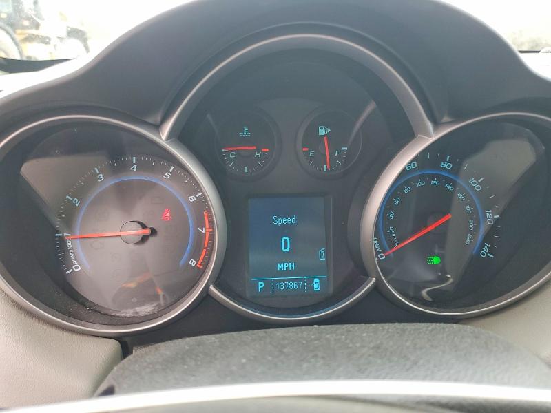 Photo 8 from auction – 2011 CHEVROLET CRUZE LS with VIN 1G1PC5SH2B7123890