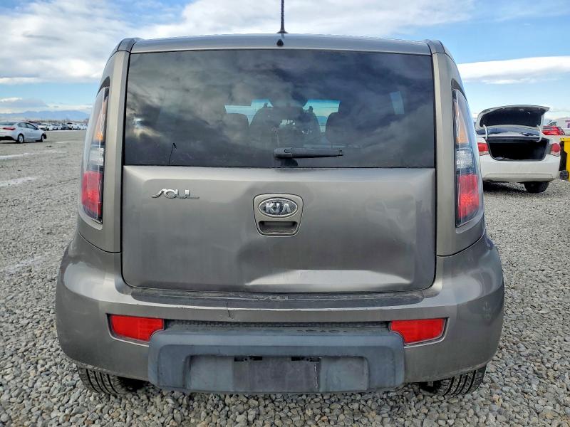 Photo 6 from auction – 2011 KIA SOUL + with VIN KNDJT2A25B7248889