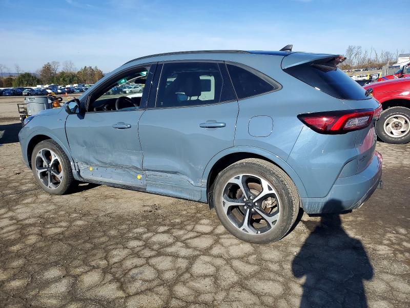 Photo 2 from auction – 2023 FORD ESCAPE ST with VIN 1FMCU9NA9PUB18232