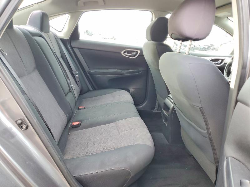 Photo 10 from auction – 2015 NISSAN SENTRA S with VIN 3N1AB7AP0FL670231
