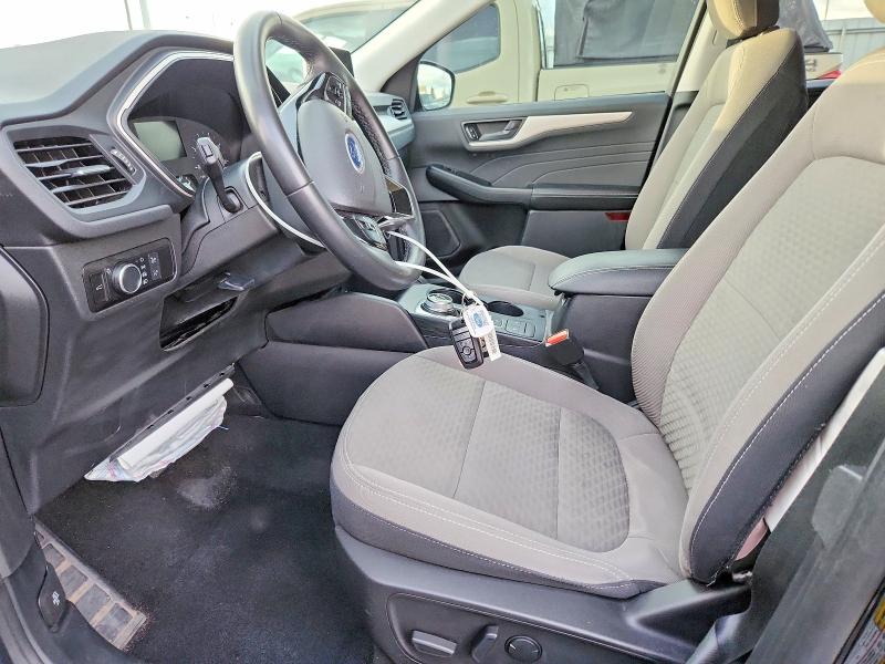 Photo 7 from auction – 2022 FORD ESCAPE with VIN 1FMCU9G61NUB99426