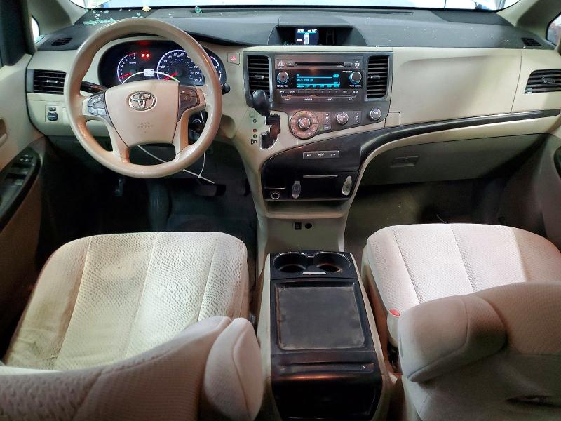 Photo 8 from auction – 2011 TOYOTA SIENNA 4X4 with VIN 5TDJK3DC5BS021253