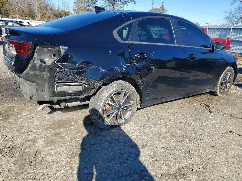 Photo 3 from auction – 2022 KIA FORTE with VIN 3KPF24AD4NE425197