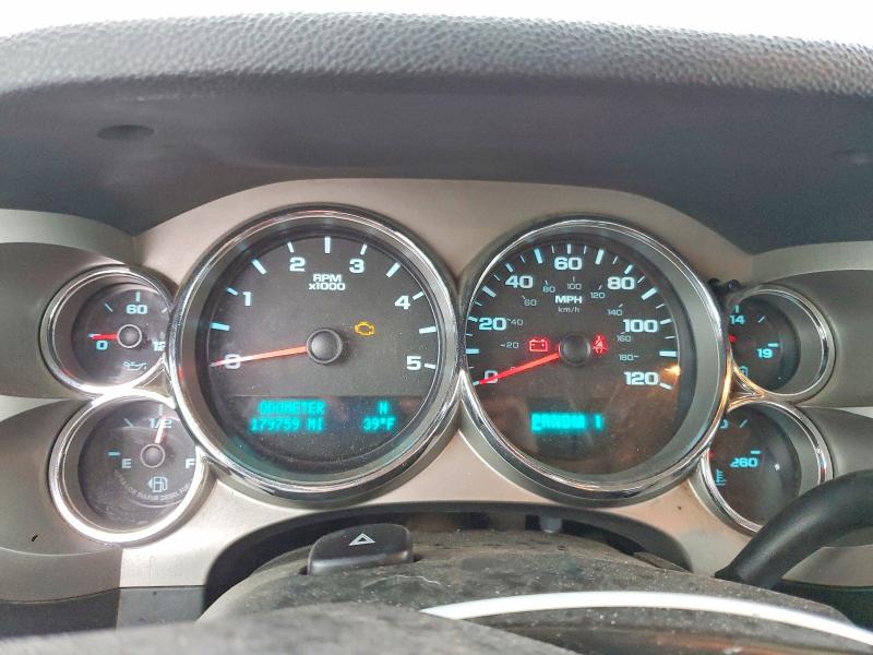 Photo 9 from auction – 2009 GMC SIERRA K25 with VIN 1GTHK49659E161732