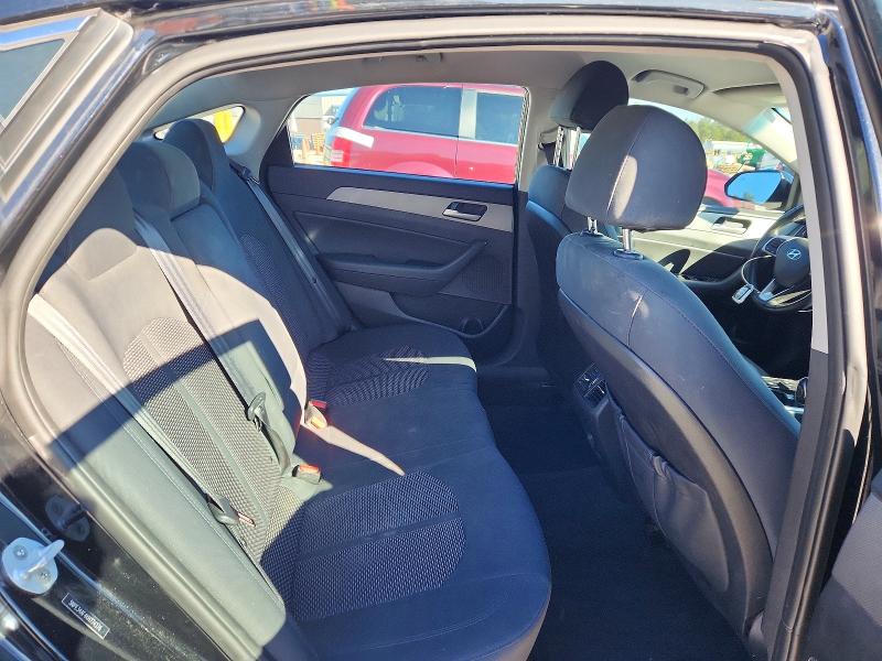 Photo 10 from auction – 2019 HYUNDAI SONATA with VIN 5NPE34AF4KH774376