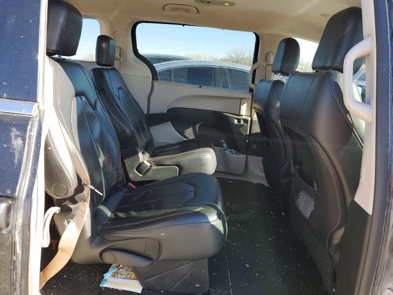 Photo 11 from auction – 2018 CHRYSLER PACIFICA T with VIN 2C4RC1BG6JR120892