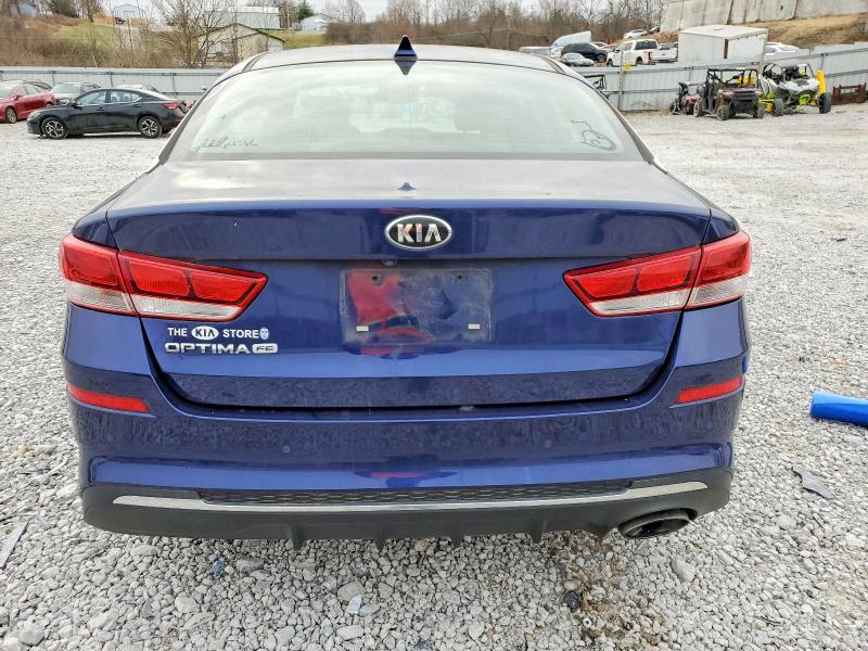 Photo 6 from auction – 2019 KIA OPTIMA with VIN 5XXGT4L33KG325570