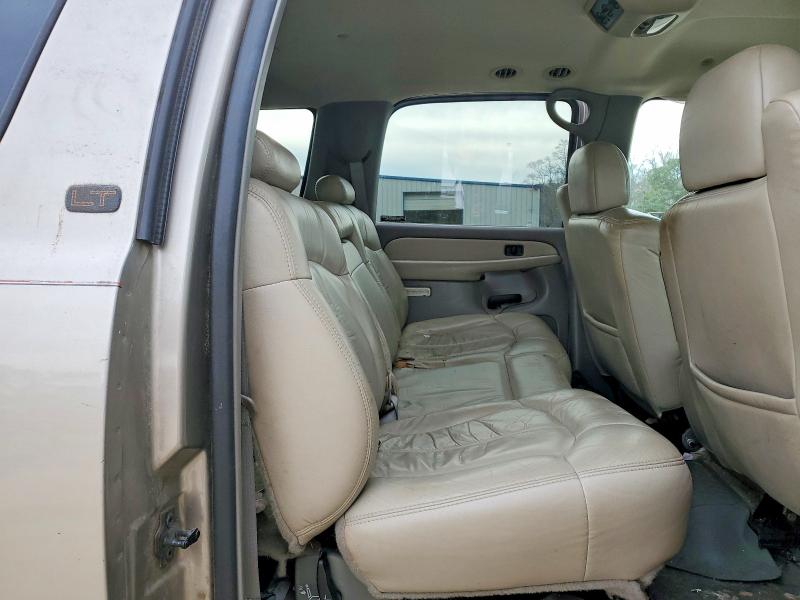 Photo 11 from auction – 2001 CHEVROLET SUBURBAN K with VIN 3GNFK16T01G159536