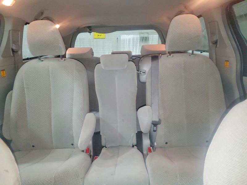 Photo 10 from auction – 2013 TOYOTA SIENNA LE with VIN 5TDKK3DC5DS302587