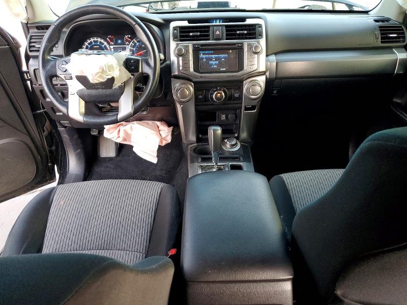 Photo 8 from auction – 2018 TOYOTA 4RUNNER SR with VIN JTEBU5JR2J5532051