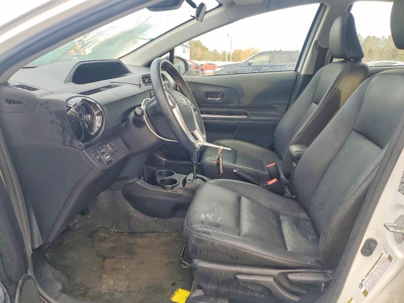 Photo 7 from auction – 2016 TOYOTA PRIUS C with VIN JTDKDTB31G1117838
