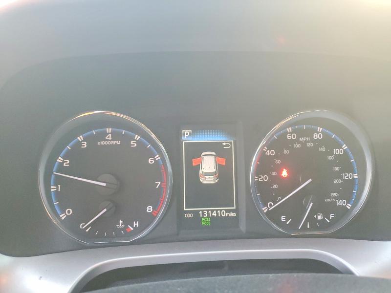 Photo 9 from auction – 2016 TOYOTA RAV4 with VIN JTMWFREV5GJ074195