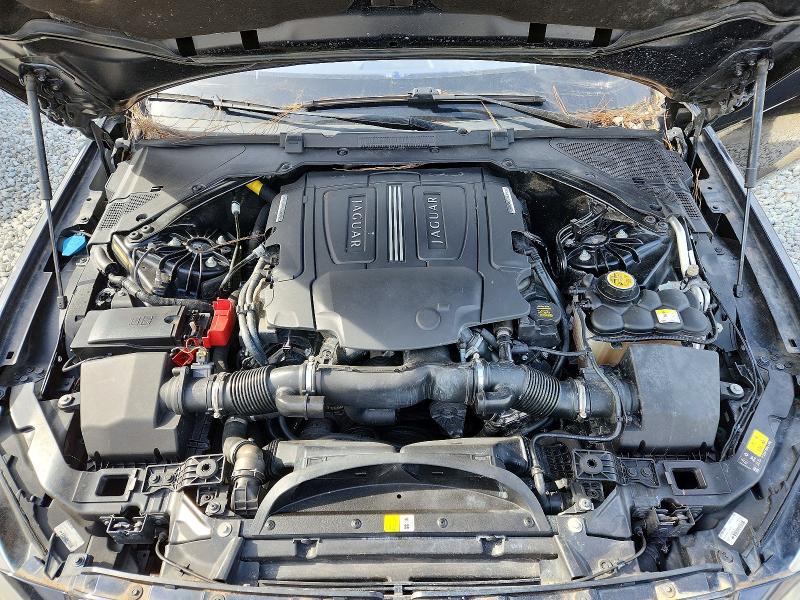 Photo 11 from auction – 2017 JAGUAR XF PREMIUM with VIN SAJBD4BV6HCY29471