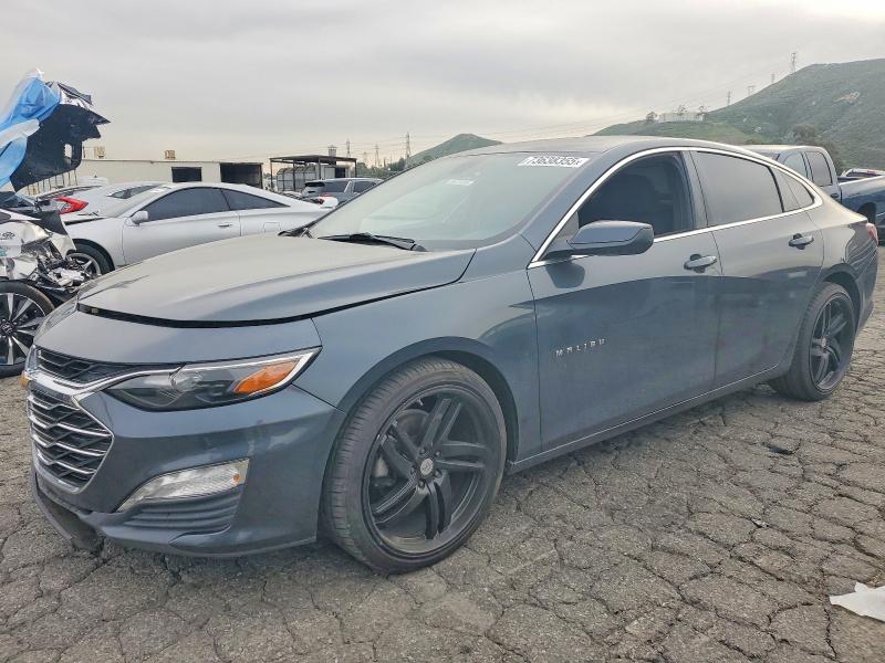 CHEVROLET MALIBU 2019 with VIN 1G1ZD5ST7KF136215 - Photo from auction