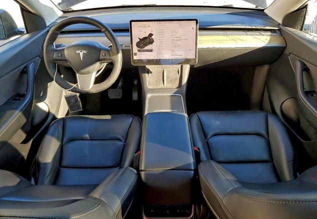 Photo 8 from auction – 2022 TESLA MODEL Y with VIN 7SAYGDEE8NF480018