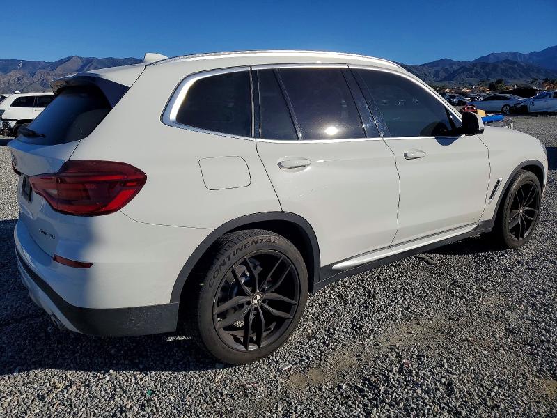 Photo 3 from auction – 2018 BMW X3 XDRIVE3 with VIN 5UXTR9C52JLD72181
