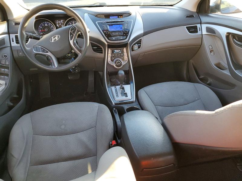 Photo 8 from auction – 2013 HYUNDAI ELANTRA GL with VIN 5NPDH4AE9DH428878