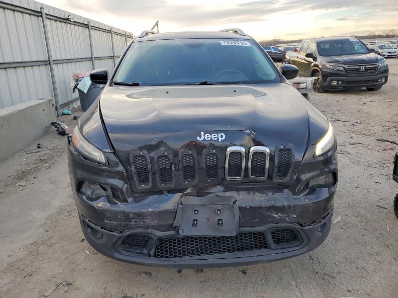 Photo 5 from auction – 2015 JEEP CHEROKEE with VIN 1C4PJLCS6FW670636