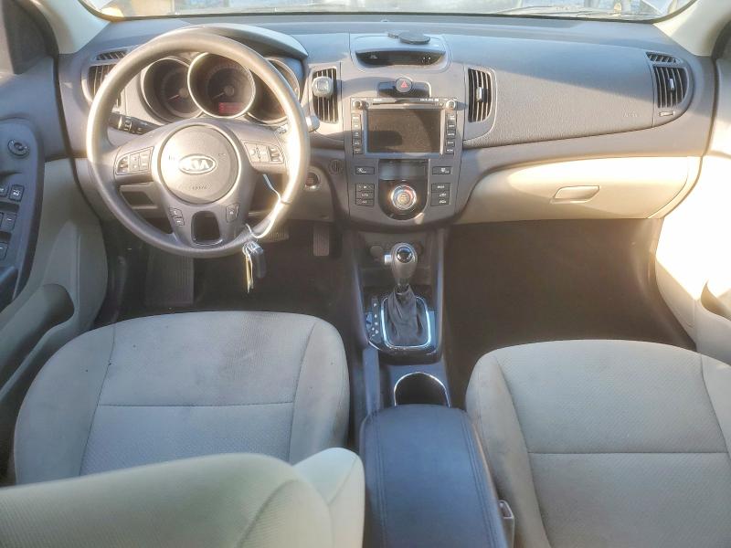 Zdjęcie 8 z aukcji – 2012 KIA FORTE EX z VIN KNAFU5A28C5631210