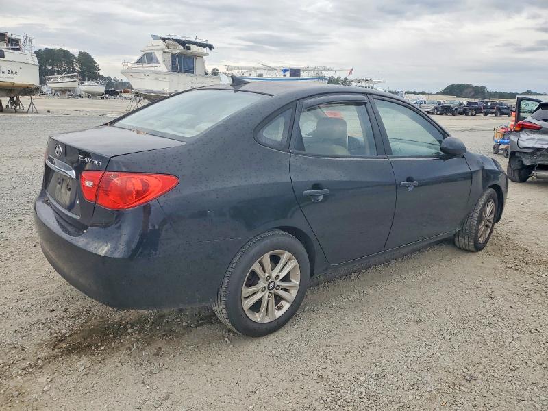 Photo 3 from auction – 2010 HYUNDAI ELANTRA with VIN KMHDU4AD8AU831802
