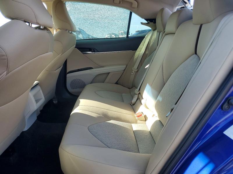 Photo 10 from auction – 2018 TOYOTA CAMRY with VIN 4T1B11HK1JU609282