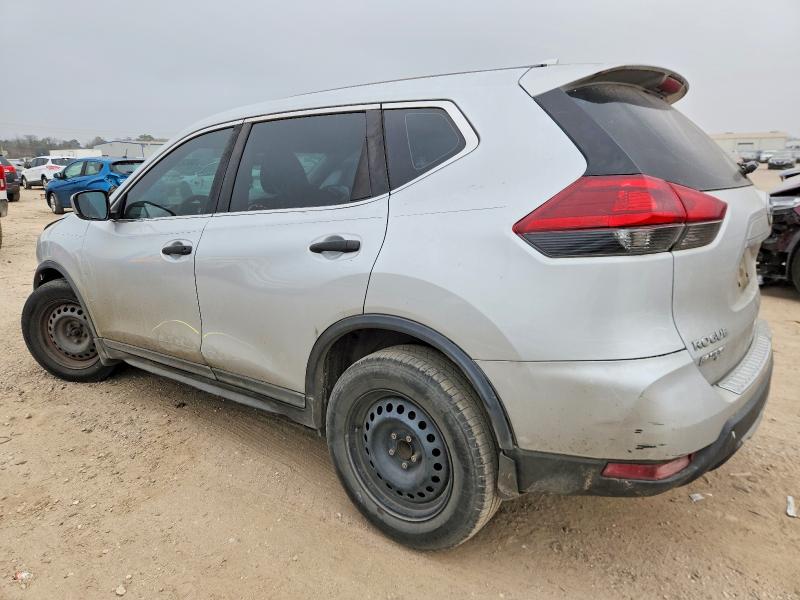 Photo 2 from auction – 2018 NISSAN ROGUE S with VIN 5N1AT2MT4JC754798