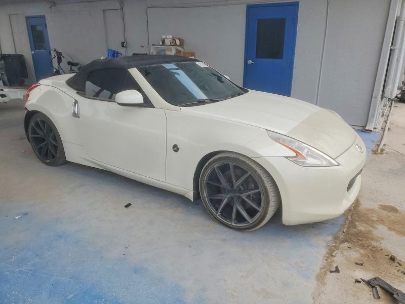 Photo 4 from auction – 2010 NISSAN 370Z with VIN JN1AZ4FH5AM304579
