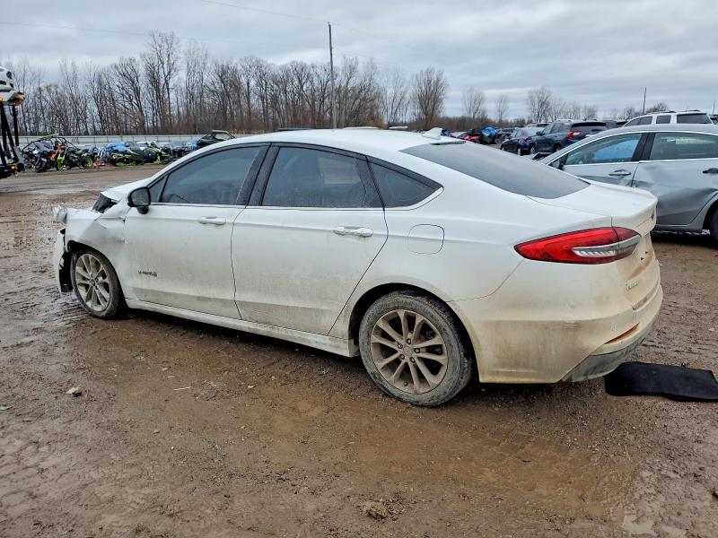 Photo 2 from auction – 2019 FORD FUSION with VIN 3FA6P0LU8KR168420