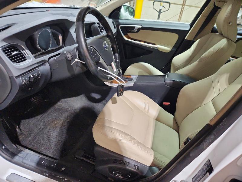 Photo 7 from auction – 2017 VOLVO S60 PLATIN with VIN LYV402TM1HB127351