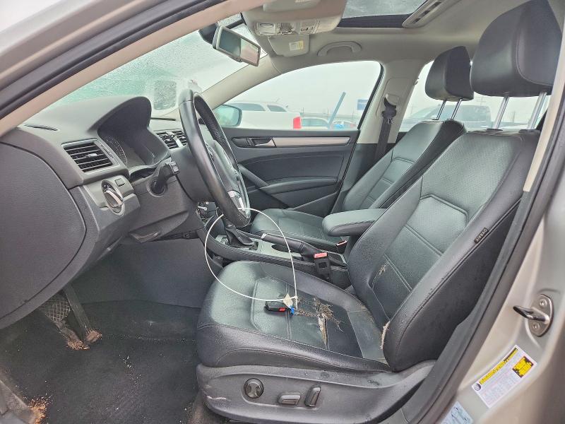 Photo 7 from auction – 2014 VOLKSWAGEN PASSAT SE with VIN 1VWBT7A33EC048080