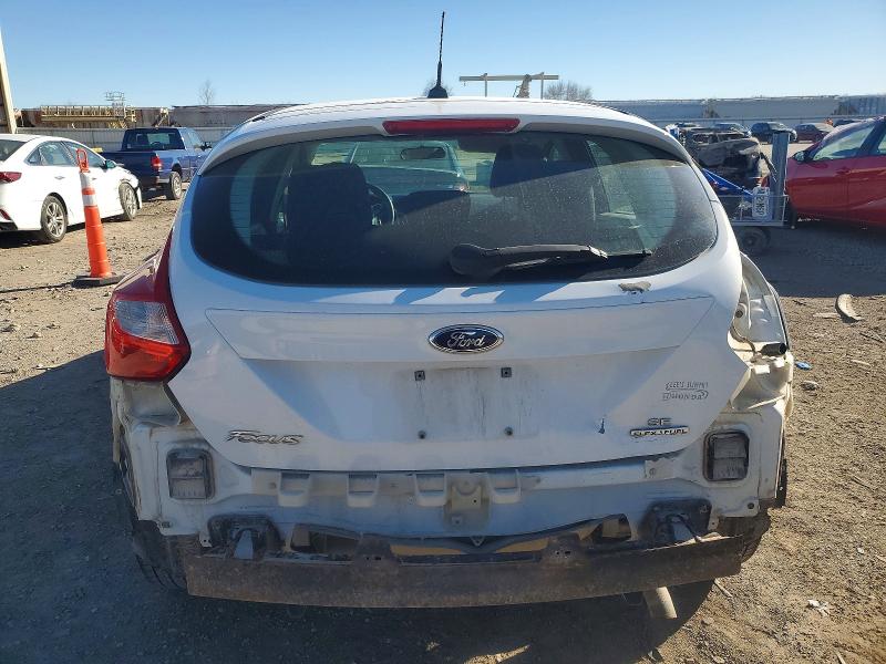 Photo 6 from auction – 2014 FORD FOCUS SE with VIN 1FADP3K26EL302367
