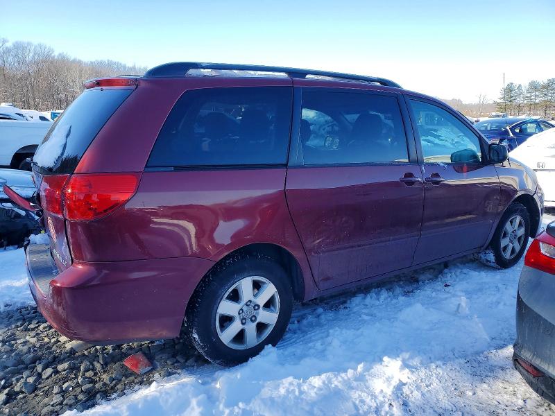 Photo 3 from auction – 2010 TOYOTA SIENNA CE with VIN 5TDKK4CC5AS339951
