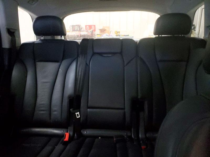 Photo 10 from auction – 2017 AUDI Q7 with VIN WA1LAAF70HD048309