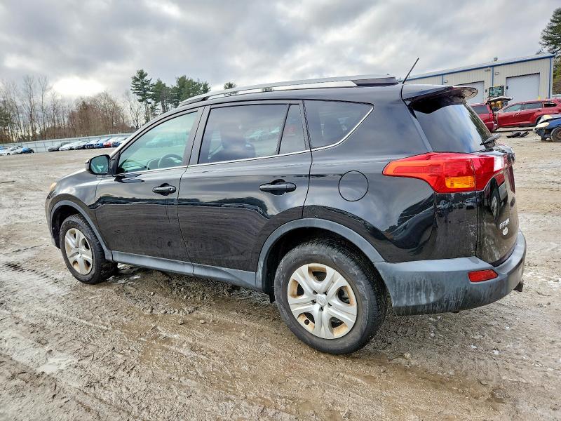 Photo 2 from auction – 2015 TOYOTA RAV4 LE with VIN 2T3BFREV5FW256560