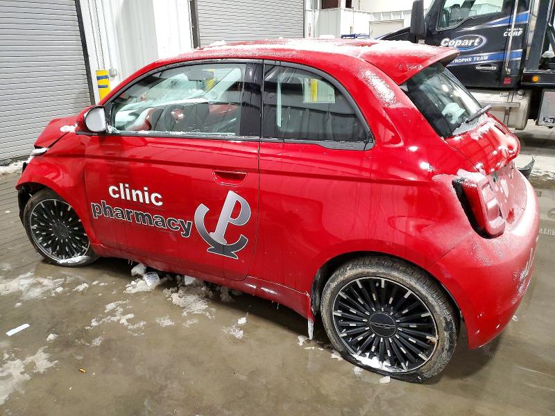 Фото 2 с аукциона – 2024 FIAT 500 с VIN ZFAFFAA47RX216262