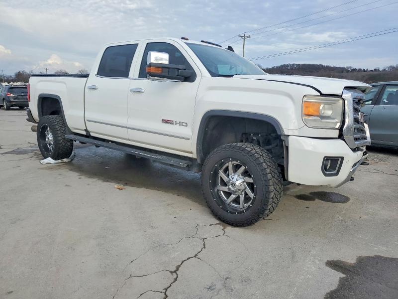 Foto 4 de la subasta – 2016 GMC SIERRA con VIN 1GT12TE81GF139947