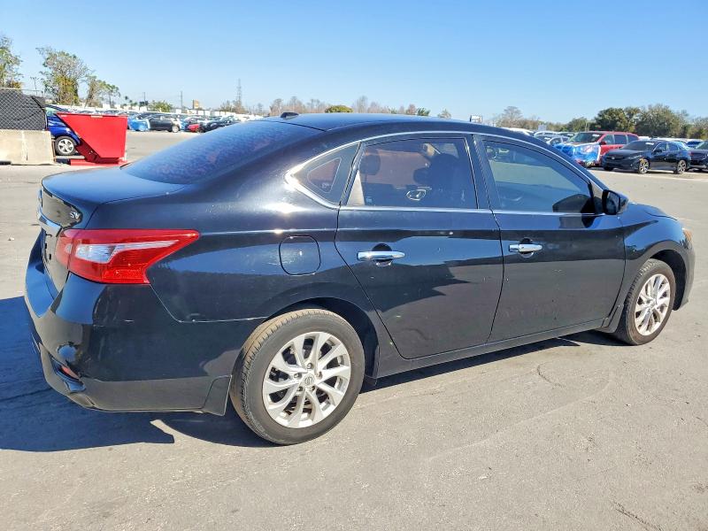 Photo 3 from auction – 2017 NISSAN SENTRA S with VIN 3N1AB7AP7HY375763