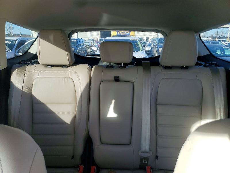Снимка 10 от търг – 2017 FORD ESCAPE с VIN 1FMCU0JD5HUA32199