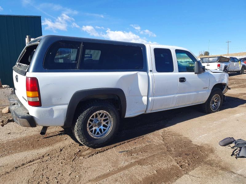 Photo 3 from auction – 2001 CHEVROLET 1500 with VIN 1GCEK19T61E140271
