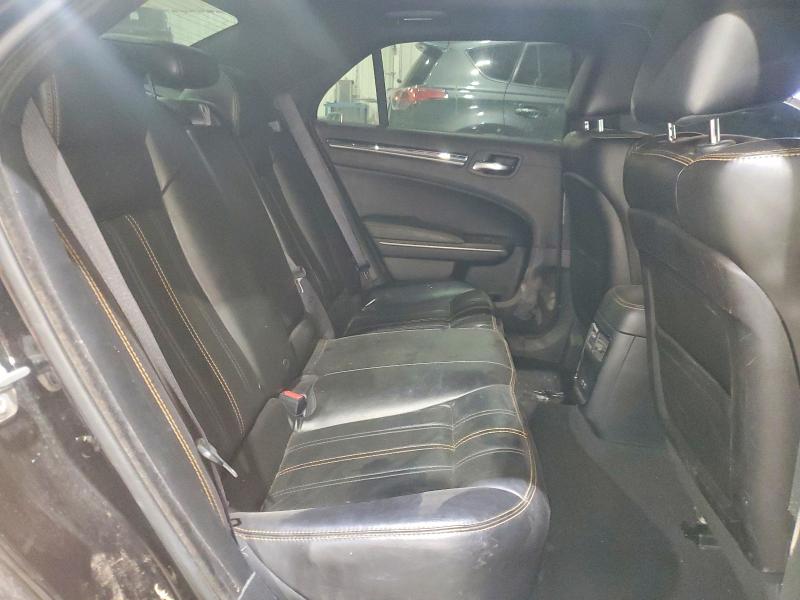 Photo 10 from auction – 2019 CHRYSLER 300 S with VIN 2C3CCABG1KH668462