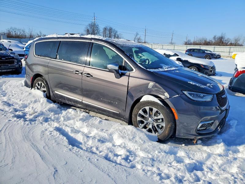 صورة رقم 4 من المزاد - 2021 CHRYSLER PACIFICA H مع VIN 2C4RC1N72MR562469