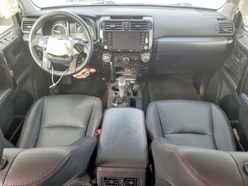 Photo 8 from auction – 2022 TOYOTA 4RUNNER with VIN JTERU5JR8N6066804