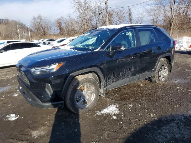 TOYOTA RAV4 XLE 2025 with VIN 4T3RWRFV8SU207120 - Photo from auction