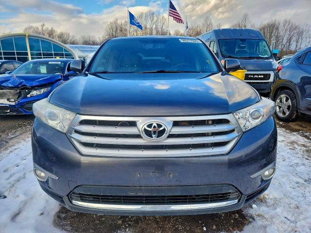 Photo 5 from auction – 2011 TOYOTA HIGHLANDER with VIN 5TDDK3EH0BS081870