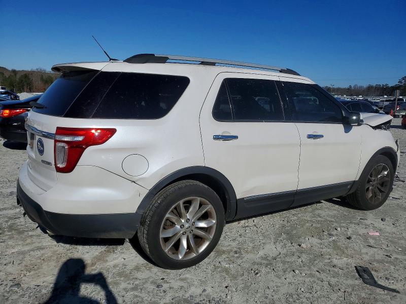 Photo 3 from auction – 2015 FORD EXPLORER L with VIN 1FM5K7F85FGC11437