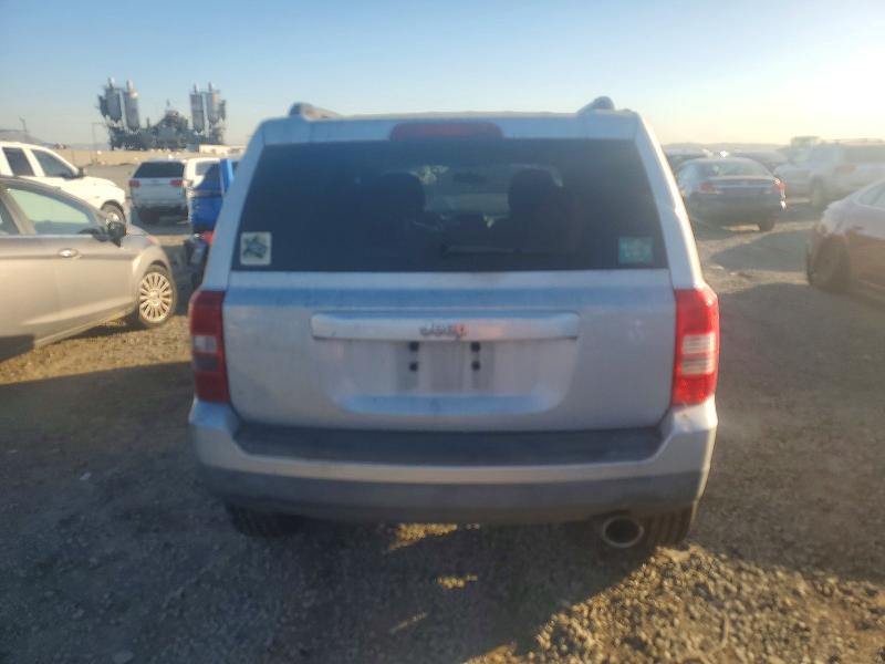 Photo 6 from auction – 2011 JEEP PATRIOT with VIN 1J4NT1GA2BD170349