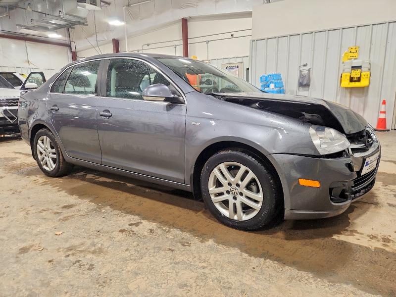 Photo 4 from auction – 2007 VOLKSWAGEN JETTA WOLF with VIN 3VWEF81K47M184091
