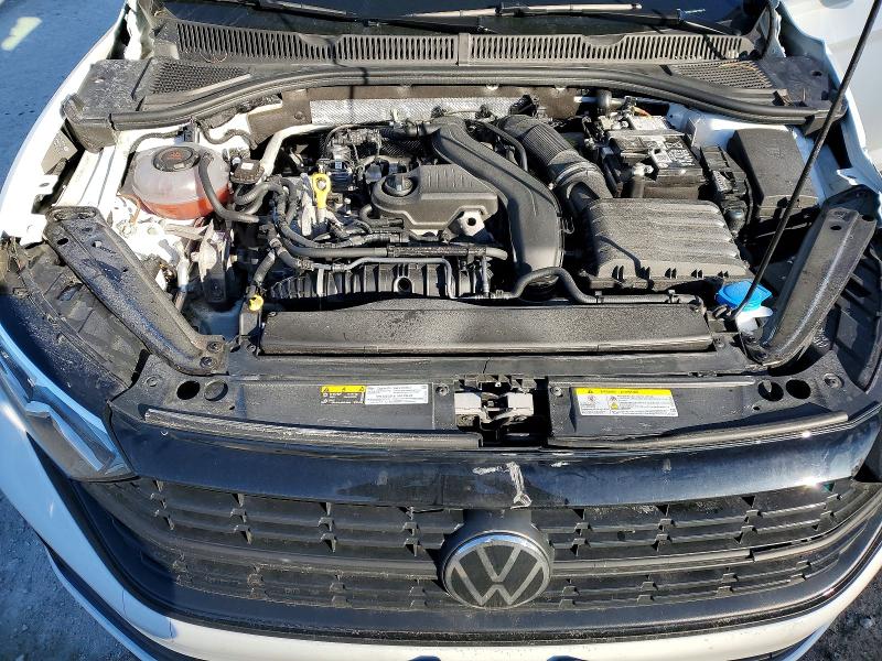 Photo 11 from auction – 2024 VOLKSWAGEN JETTA with VIN 3VWBM7BU1RM100010
